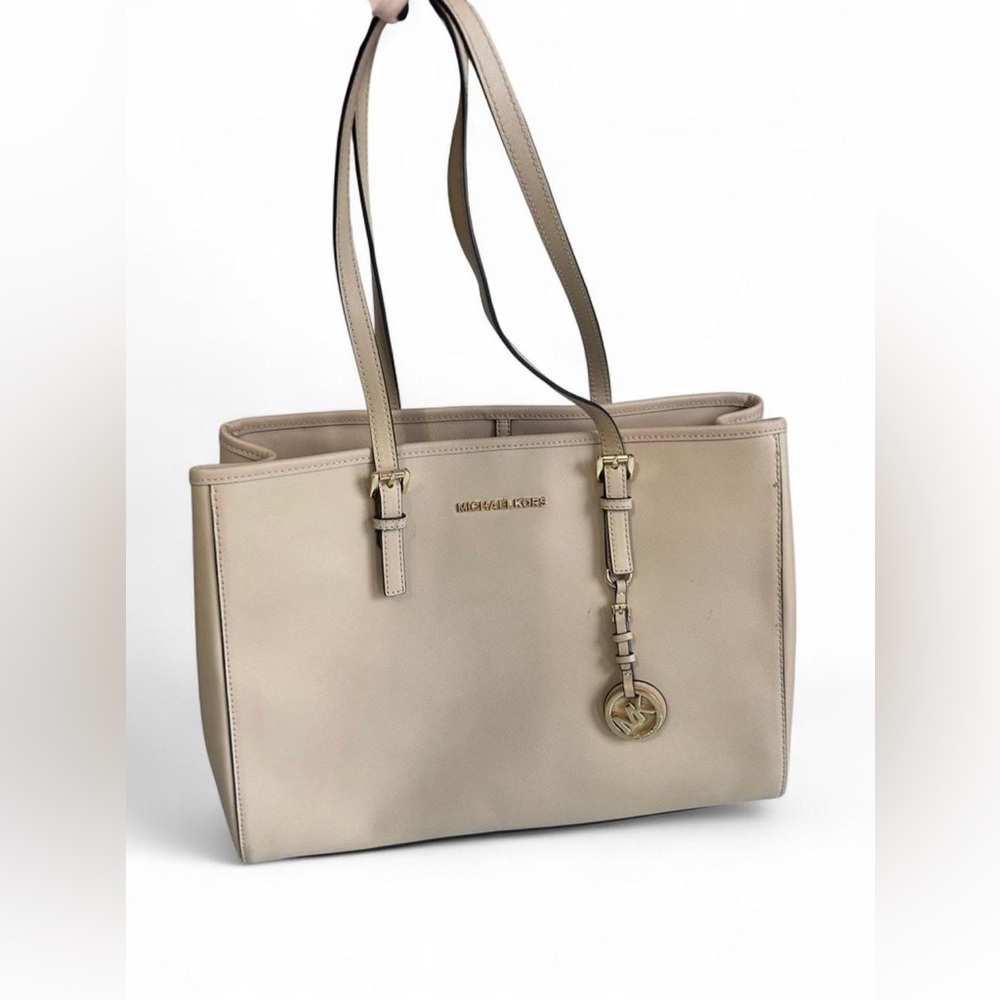 Michael Kors Jet Set Beige Saffiano Leather Tote Gold Hardware